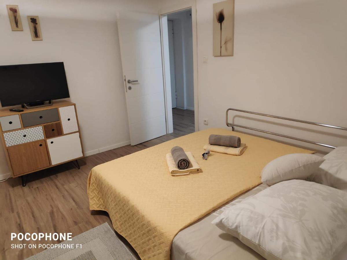 Garden Apartment Vanya Split Exterior photo