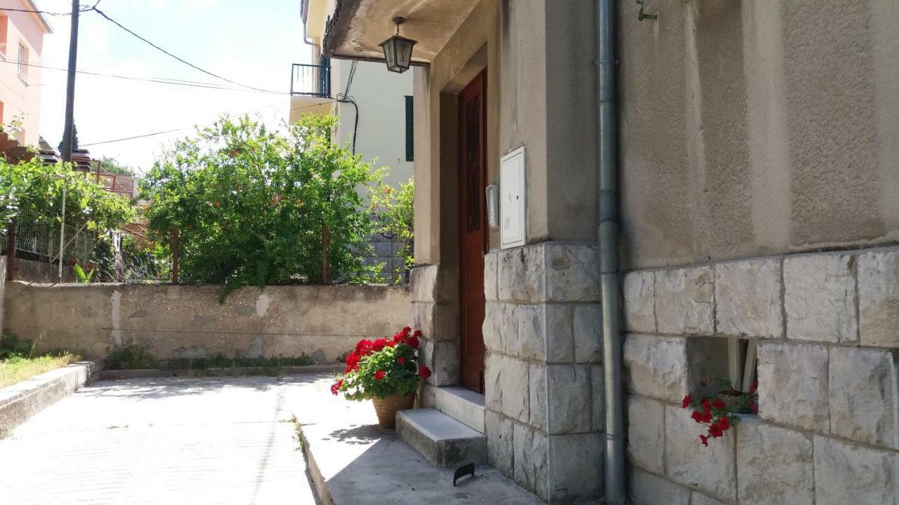 Garden Apartment Vanya Split Exterior photo